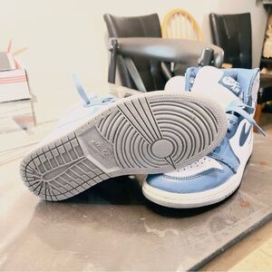 Nike Kids Blue and White High-Top Sneakers